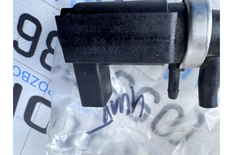 Перетворювач тиску (соленоїд) наддуву VW Passat [B5] 1996-2000 8D0906627B