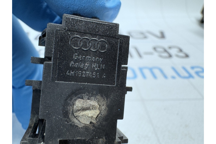 Кнопка Audi A8 [4H] 2010-2017 4H1927451A