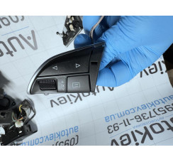 Блок багатофункціональних клавіш рульового колеса Audi A8 [4H] 2010-2017