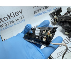 Блок багатофункціональних клавіш рульового колеса Audi A8 [4H] 2010-2017