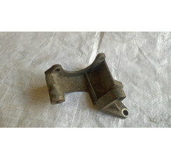 Кронштейн насоса підсилювача керма Audi A6 [C5] 1997-2004