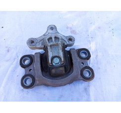 Подушка двигуна ліва Volvo V60 2011-2018