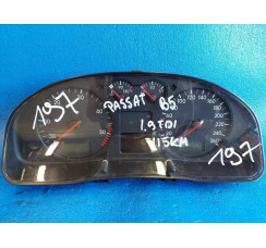 Панель (щиток) приладів VW Passat [B5] 1996-2000