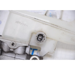 Головний гальмівний циліндр із бачком Lexus ES 2012-2018