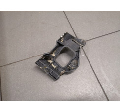 Кронштейн накладки порога правого Audi A6 [C5] 1997-2004