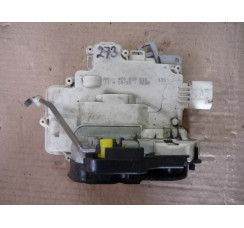 Замок дверей задньої правої Audi Allroad quattro 2006-2012