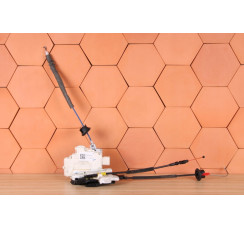 Замок дверей задній правий Audi A8 [4H] 2010-2017