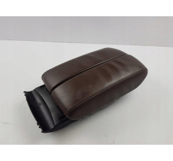 Центральный подлокотник коричневый balaobraun Audi A8 [4H] 2010-2017