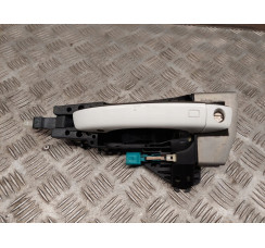 Кронштейн ручки дверей передньої лівої Audi Allroad quattro 2012-2019