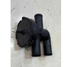 Клапан вакуумний VW Touareg 2010-2018