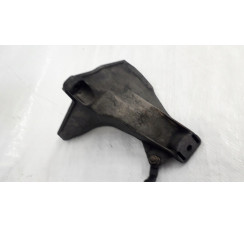 Кронштейн подушки двигуна правий Skoda Superb 2002-2008