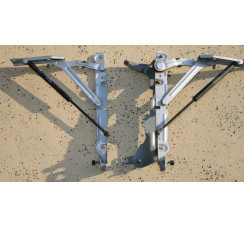 Петля крышки багажника правая Mercedes Benz W220 1998-2005