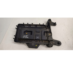 крепление подставка аккумулятора АКБ VW Golf V 2003-2009