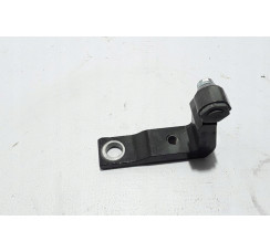 Петля двері лівий перед нижній Volvo XC40 2017>