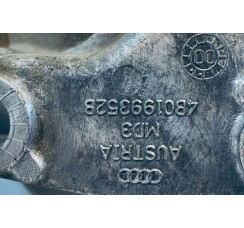 кронштейн подушки (опоры двигателя правой) Audi A8 [4D] 1994-1998