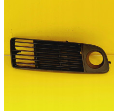 заглушка решетки противотуманных фар бампера переднего правая Audi A6 [C5] 1997-2004