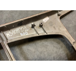 Оздоблення центральної консолі BMW X5 E53 2000-2007