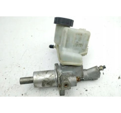 Бачок главного тормозного цилиндра Mercedes Benz W204 2007-2015