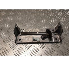 Амортизатор капота Land Rover Range Rover Sport 2005-2012