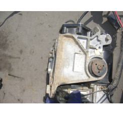 Кронштейн компресора кондиціонера Land Rover Range Rover Sport 2005-2012